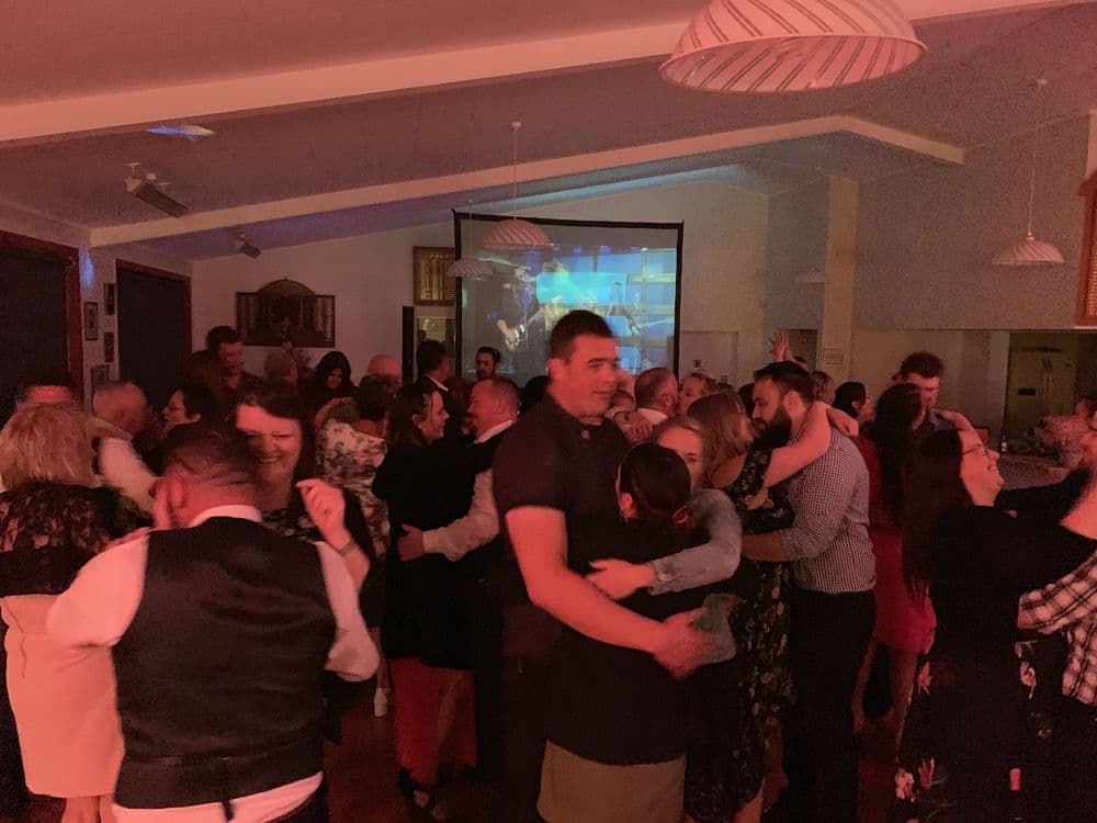 Inglewood Golf Club - Wedding guests dancing at reception